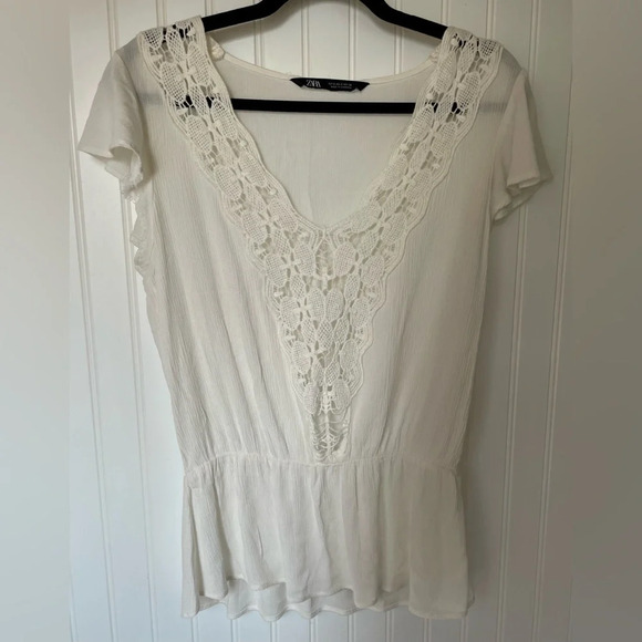 Zara Lace Crochet Short  Sleeve Blouse - Picture 2 of 4